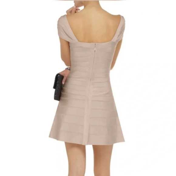 NWT Herve Leger Makayla Dress Rare Beige Nude Bandage XS NEW Mini - Picture 2 of 9